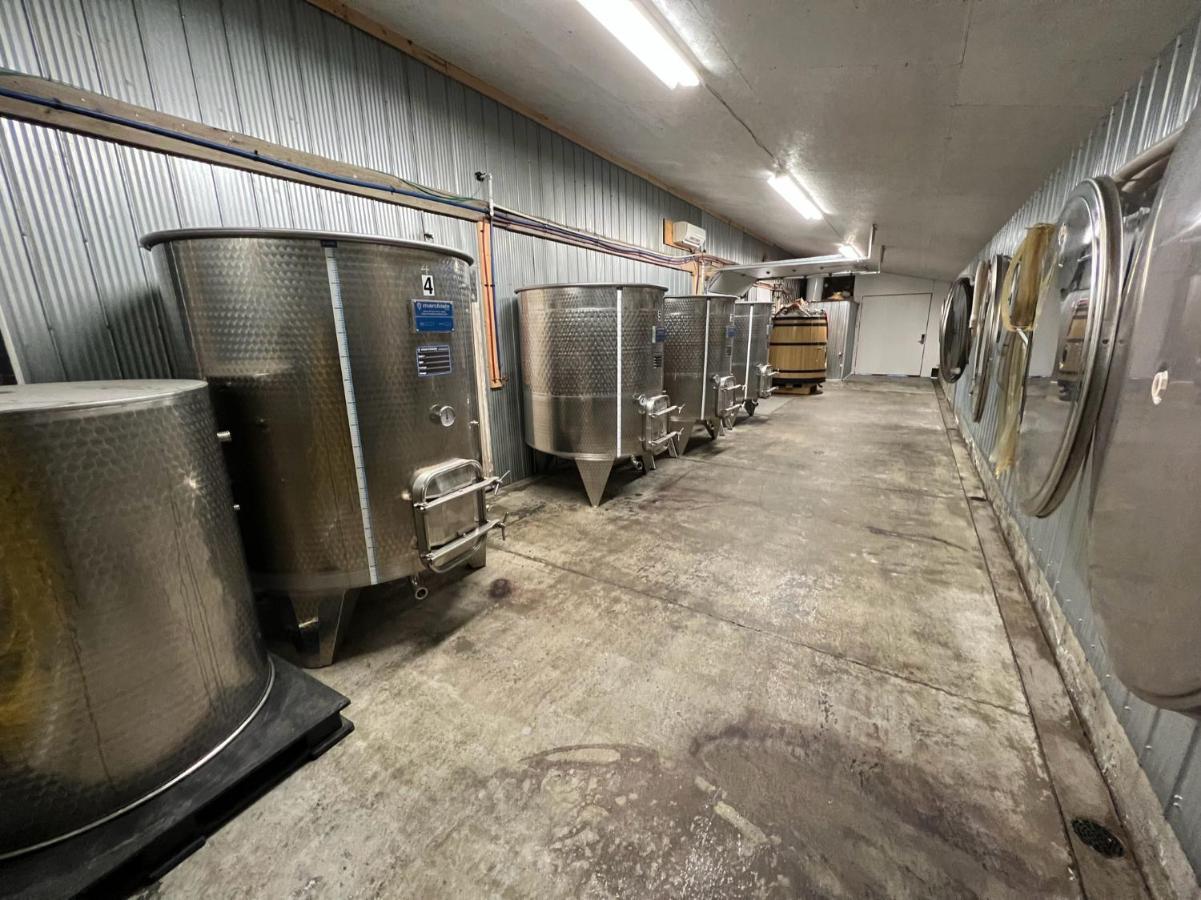 Similkameen Wild Resort & Winery Retreat Osoyoos Ngoại thất bức ảnh