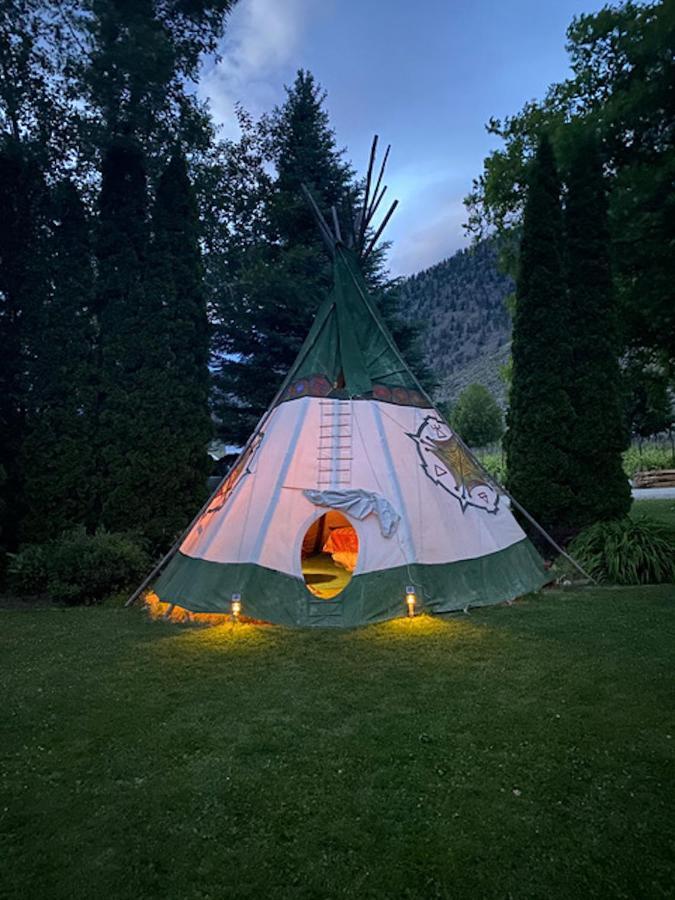 Similkameen Wild Resort & Winery Retreat Osoyoos Ngoại thất bức ảnh