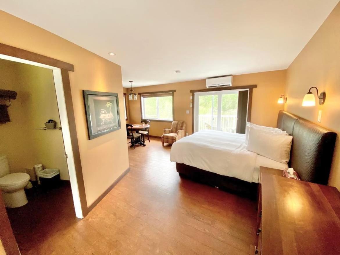 Similkameen Wild Resort & Winery Retreat Osoyoos Ngoại thất bức ảnh