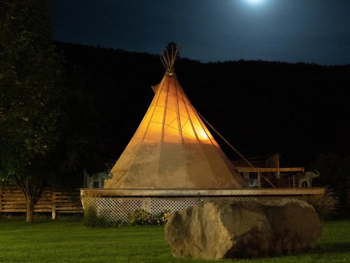 Similkameen Wild Resort & Winery Retreat Osoyoos Ngoại thất bức ảnh
