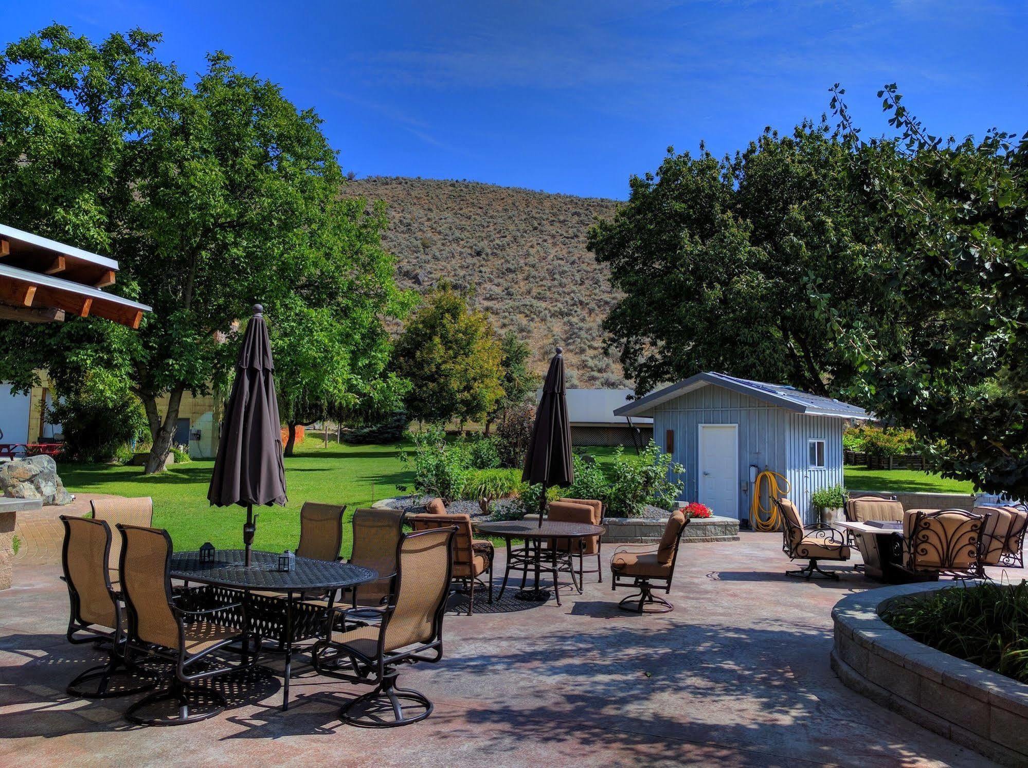 Similkameen Wild Resort & Winery Retreat Osoyoos Ngoại thất bức ảnh